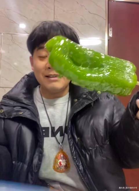 福州网红吃瓜九千仔是谁,背后的故事与影响力 第1张 福州网红吃瓜九千仔是谁,背后的故事与影响力 第1张